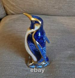 Royal Crown Derby Paperweight Penguin Trio Gold Stoppers. Limited Edition