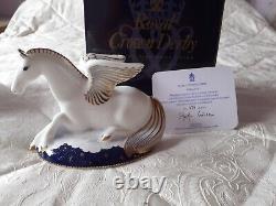 Royal Crown Derby Pegasus Gold Stopper Limited Edition No 379 of 1750