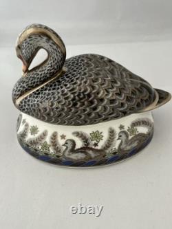 Royal Crown Derby Platinum Black Swan 60th Anniversary Paperweight Gold Stopper