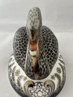 Royal Crown Derby Platinum Black Swan 60th Anniversary Paperweight Gold Stopper