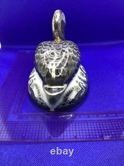 Royal Crown Derby Platinum Black Swan Gold 1st Quality. Number 413 of 600