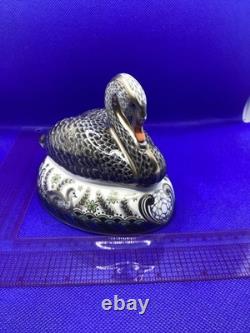 Royal Crown Derby Platinum Black Swan Gold 1st Quality. Number 413 of 600