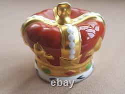 Royal Crown Derby Q. E. II Golden Jubilee Heraldic Crown Paperweight, New, Perfect