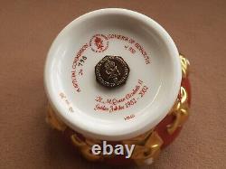 Royal Crown Derby Q. E. II Golden Jubilee Heraldic Crown Paperweight, New, Perfect