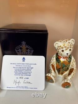 Royal Crown Derby'Regal Goldie Bear' HM Queen Elizabeth II Golden Wedding. 952