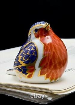 Royal Crown Derby Robin Paperweight New 1st Quality Boxed