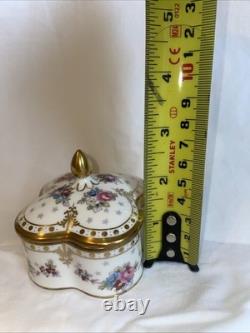 Royal Crown Derby Royal Antoinette