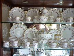 Royal Crown Derby Royal Antoinette 6 x cups and saucers