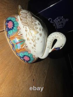 Royal Crown Derby SWAN Paperweight