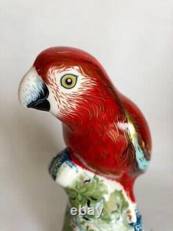 Royal Crown Derby Scarlet Macaw Parrot Paperweight Boxed Gold Stopper