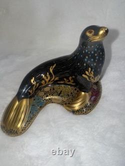 Royal Crown Derby Sea Lion Gold Paperweight with Stopper
