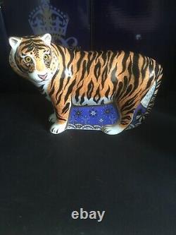Royal Crown Derby Siberian Tiger. Limited Edition. Signed