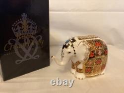Royal Crown Derby Small Elephant Paperweight