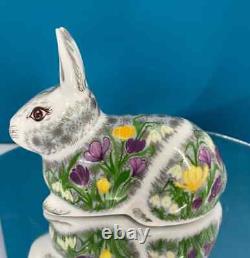 Royal Crown Derby Springtime Bunny Paperweight 1st Quality