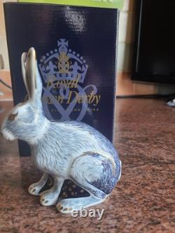 Royal Crown Derby'Starlight Hare' Collectors Guild Exclusive Boxed Paperweight