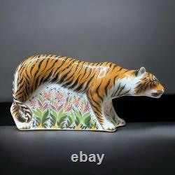 Royal Crown Derby Sumatran Tigress Gold Stopper New Boxed Genuine Royal Crown Derby Sumatran Tigress Gold Stopper New Boxed Genuine