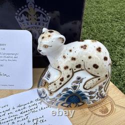 Royal Crown Derby The Leopard Cub Paperweight Gold
