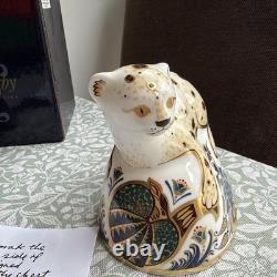 Royal Crown Derby The Leopard Cub Paperweight Gold