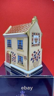 Royal Crown Derby The Queens 80th Birthday Post Office No 260 of 750 Govier's