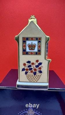 Royal Crown Derby The Queens 80th Birthday Post Office No 260 of 750 Govier's