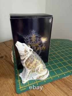 Royal Crown Derby WOLF New 60292 Gold Stopper Paperweight