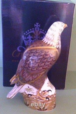 Royal Crown Derby White Tailed Sea Eagle Paperweight Gold Stopper Boxed