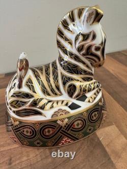 Royal Crown Derby Zebra Paperweight 1995 LV111 Silver Stopper No Box