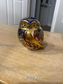 Royal Crown Derby little owl with gold stopper