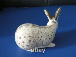 Royal Crown Derby paperweight Old English Rabbit, Grey 2008, gold stopper, boxed