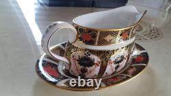 Royal crown derby 1128 gravy boat and stand 1st quality