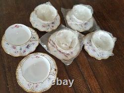 Royal crown derby antoinette. 6 teacups And saucers. 5 fruit plates. Vintage new