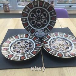 Royal crown derby imari 1128 set of three 27 cm diam dinner plate various dates