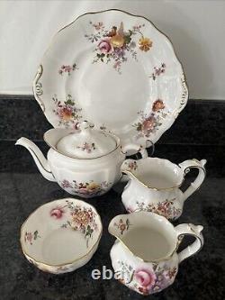 Royal crown derby posies Small Tea Pot, Jugs, Bowl & Cake Plate VGC