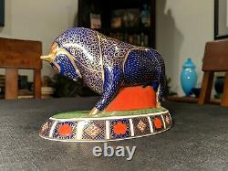 Signed Royal Crown Derby Large Bull withSilver or Gold Stopper. Paperweight