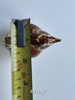 VTG Royal Crown Derby Paperweight Wren Gold Stopper Bone China Collectors Guild