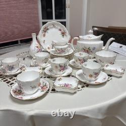 Vintage Royal Crown Derby Derby Posies New Tea/ Coffee Set 30 Pieces England