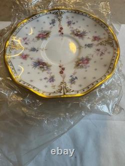 Vintage collectible Royal Crown Derby Royal Antoinette 134 pc Dinner Set for 12